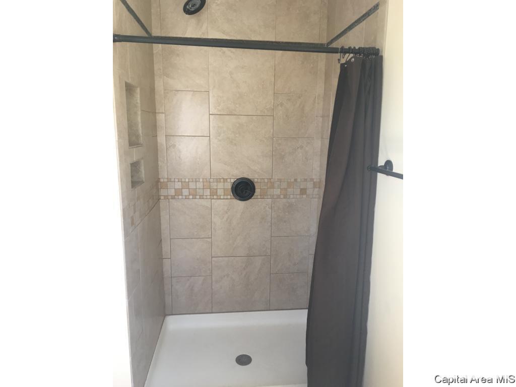 1443 North 5th Street Springfield, IL 62702 - Photo 7 of 22