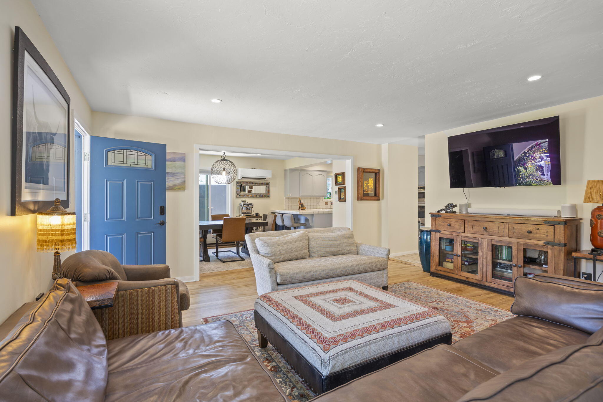 301 Park Road Ojai, CA 93023 - Photo 12 of 38 a living room with furniture and a flat screen tv