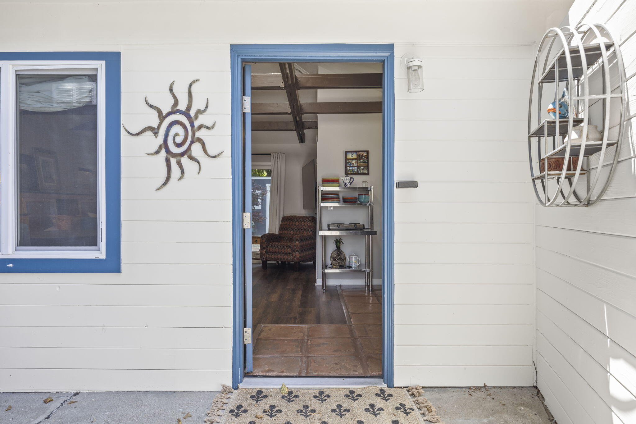 301 Park Road Ojai, CA 93023 - Photo 27 of 38 a bathroom with a glass door shower