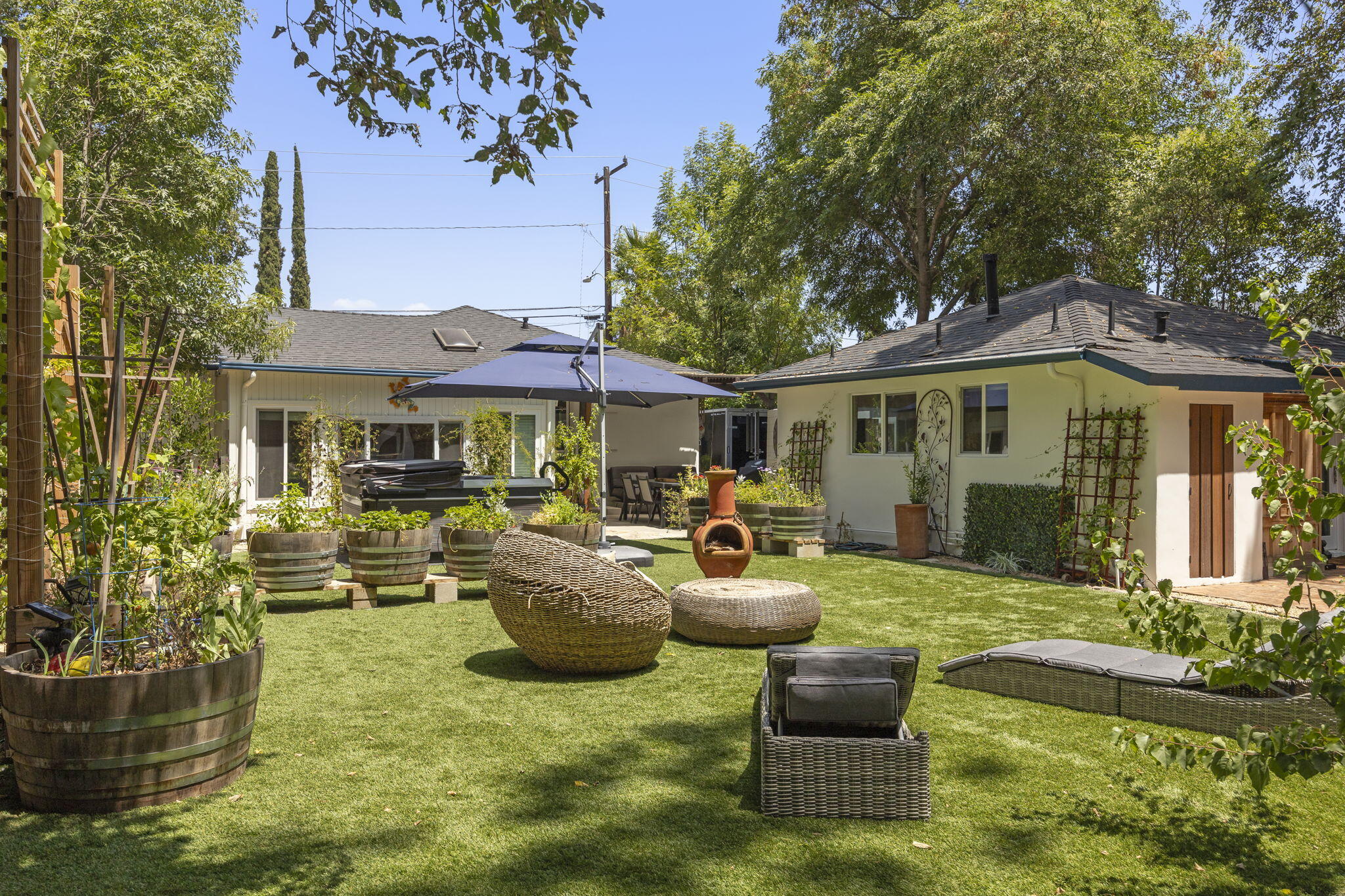 301 Park Road Ojai, CA 93023 - Photo 32 of 38 a view of house with patio outdoor seating