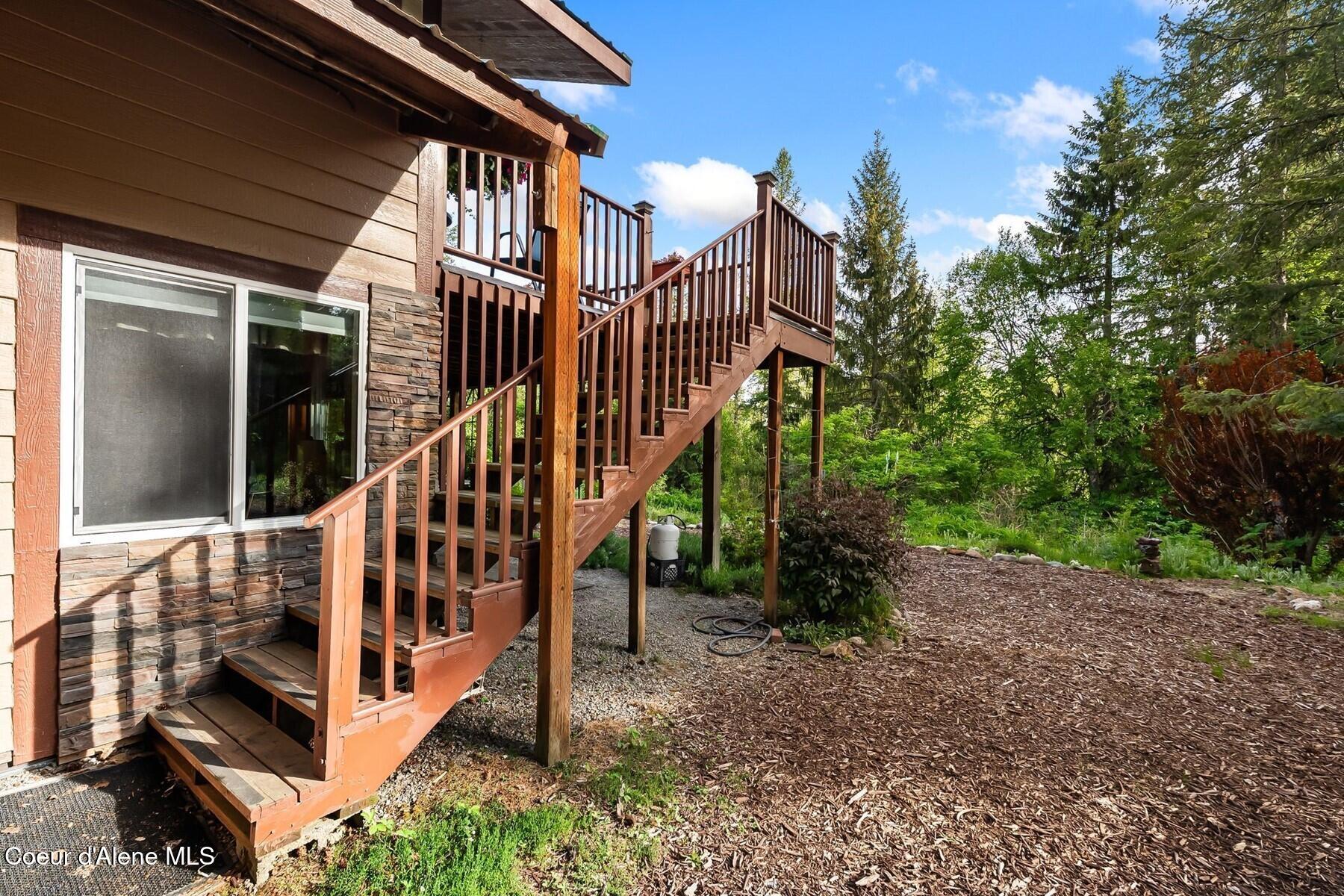 446 Hummingbird Drive Sandpoint, ID 83864 - Photo 72 of 95 Exterior Stairway