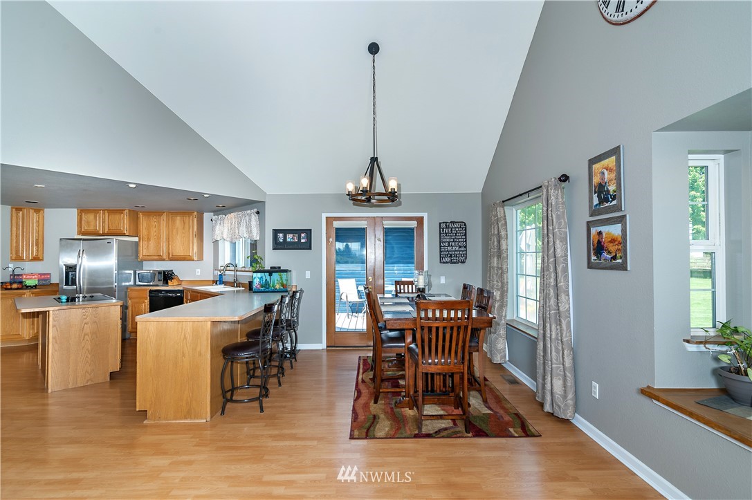 201 Lenes Road Ellensburg, WA 98926 - Photo 5 of 40 Gallery Image 5