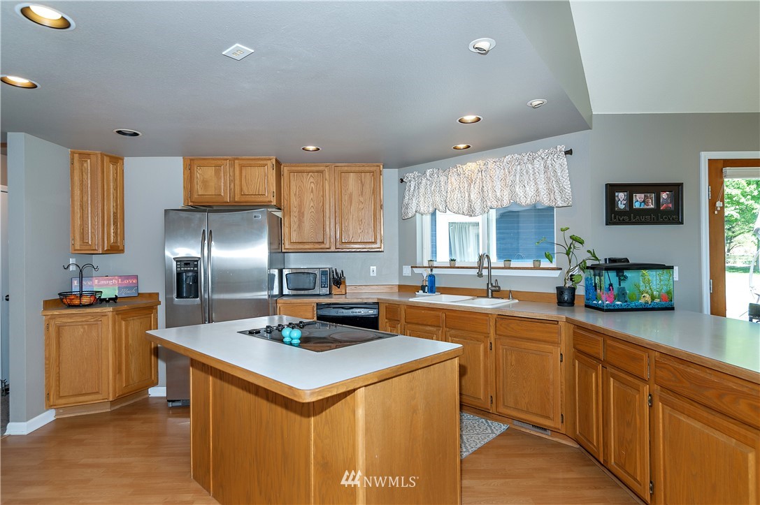 201 Lenes Road Ellensburg, WA 98926 - Photo 8 of 40 Gallery Image 8