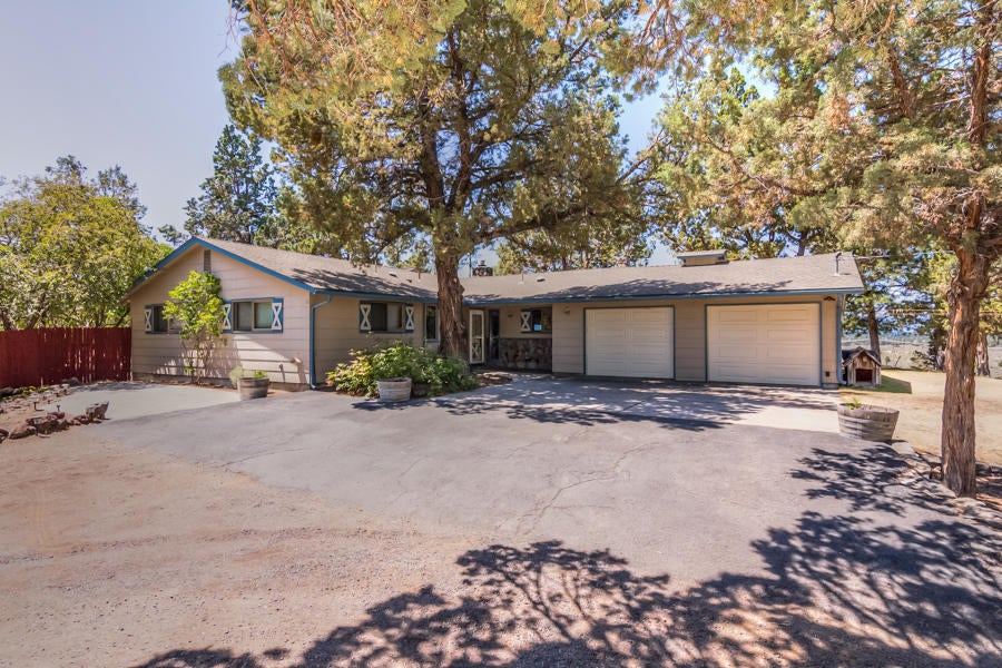 61175 Larsen Road Bend, OR 97702 - Photo 1 of 58 Larsen Rd 61175 RS (1 of 6)