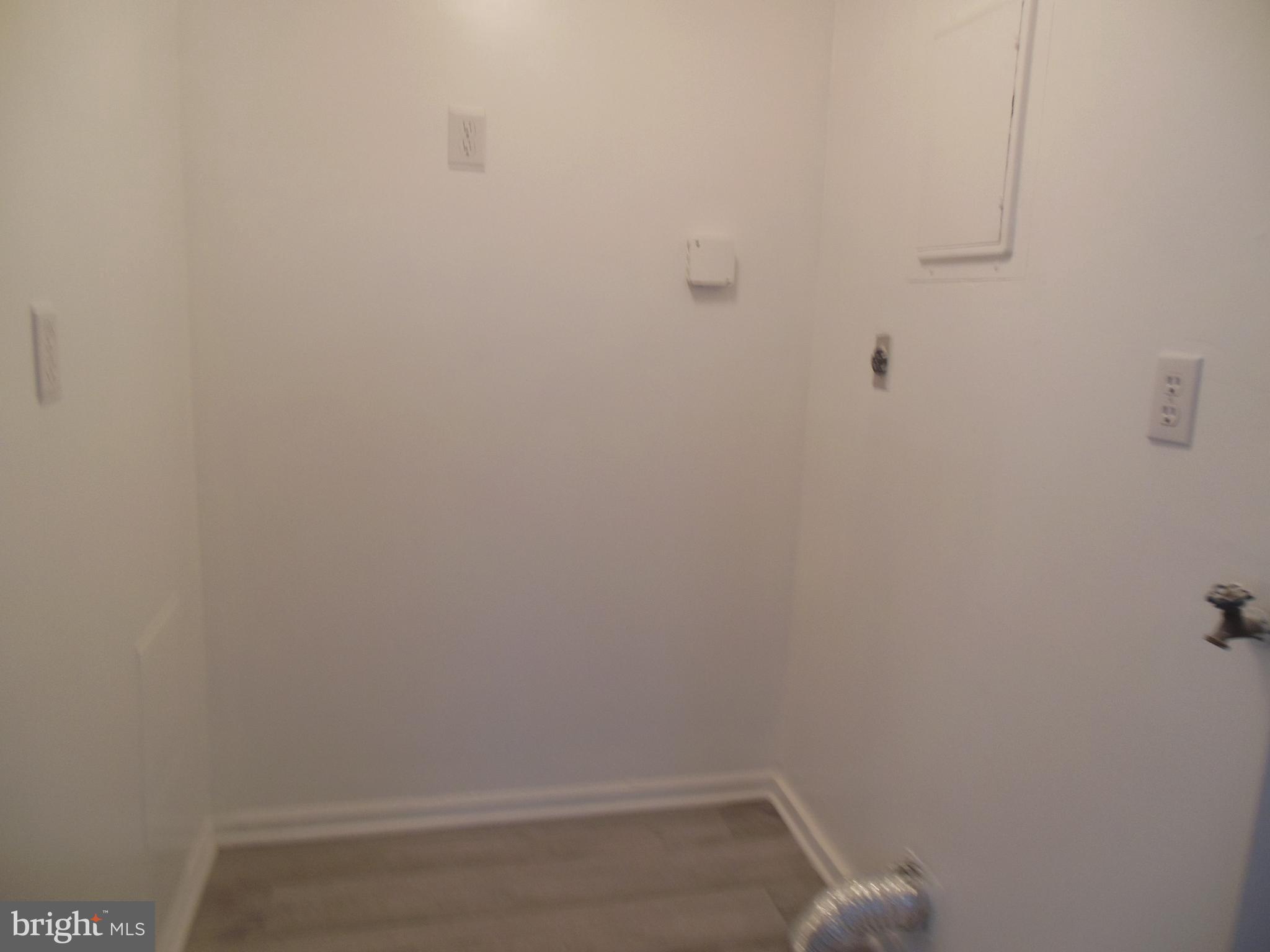 720 Berry Road, Unit 95 Wilmington, DE 19810 - Photo 2 of 12 a view of small space