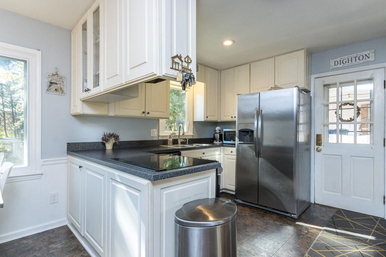 4112 Willow Oak Road Raleigh, NC 27604 - Photo 8 of 38 Photo 10