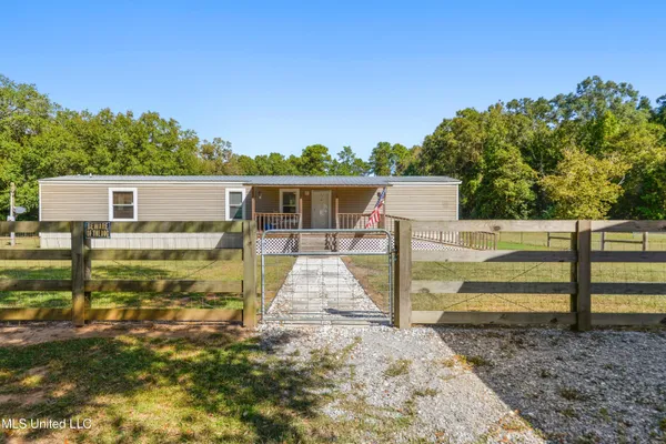 $215,000 | 6118 Highway 612, Lucedale, MS 39452