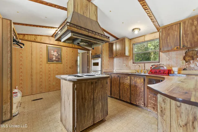 $225,000 | 6118 Highway 612, Lucedale, MS 39452