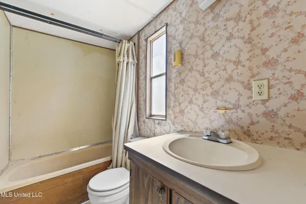 $215,000 | 6118 Highway 612, Lucedale, MS 39452