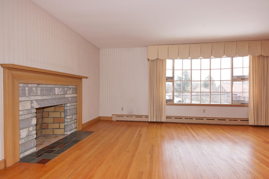 30 Ridge Street Winchester, MA 01890 - Photo 5 of 27