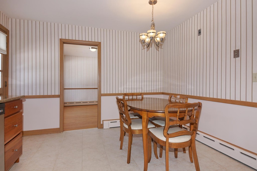 30 Ridge Street Winchester, MA 01890 - Photo 10 of 27