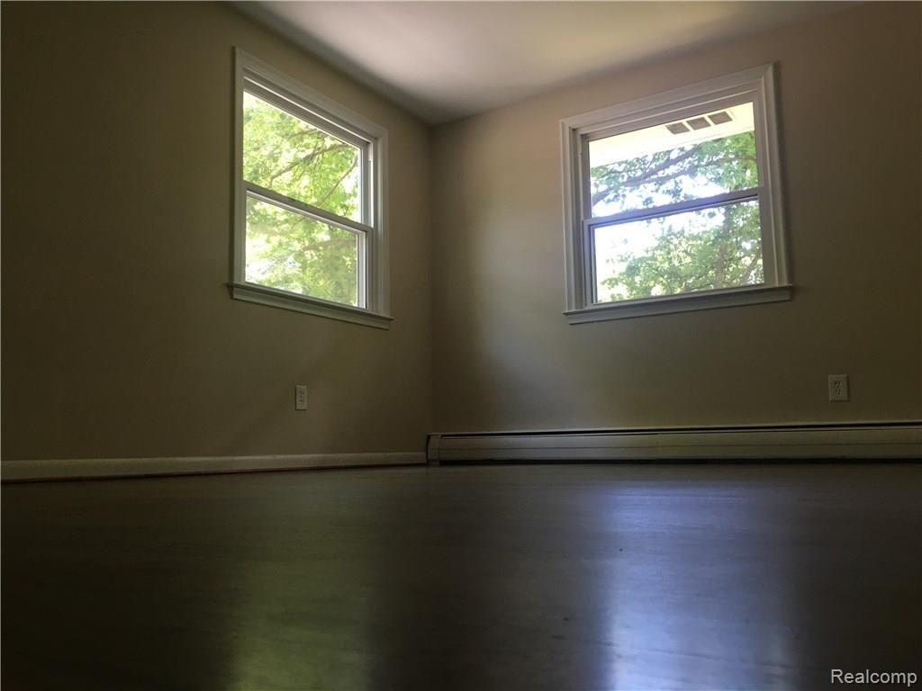 36415 Paddleford Road Farmington Hills, MI 48331 - Photo 13 of 22