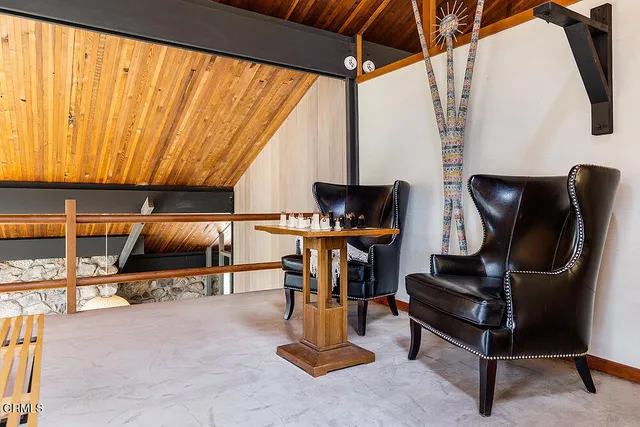 a view of workspace with windows