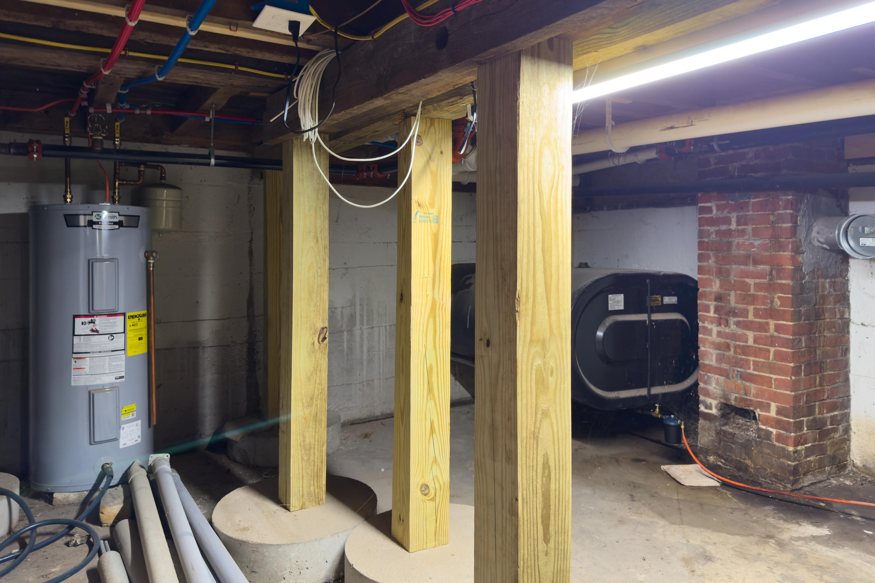 367 Main Street Rockland, ME 04841 - Photo 28 of 35 New Hot water heater