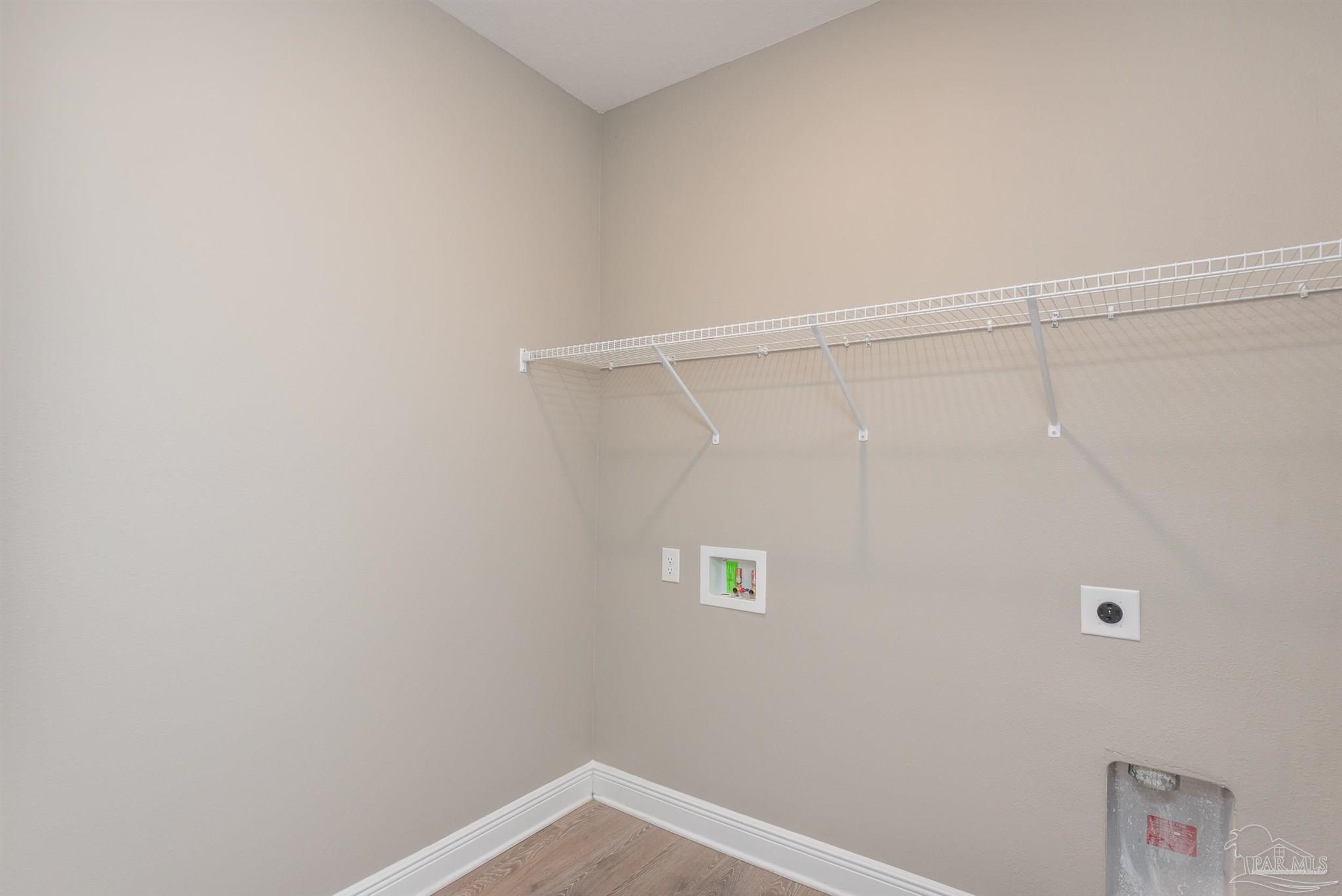 7882 Burnside Loop Pensacola, FL 32526 - Photo 27 of 28 a view of a small space