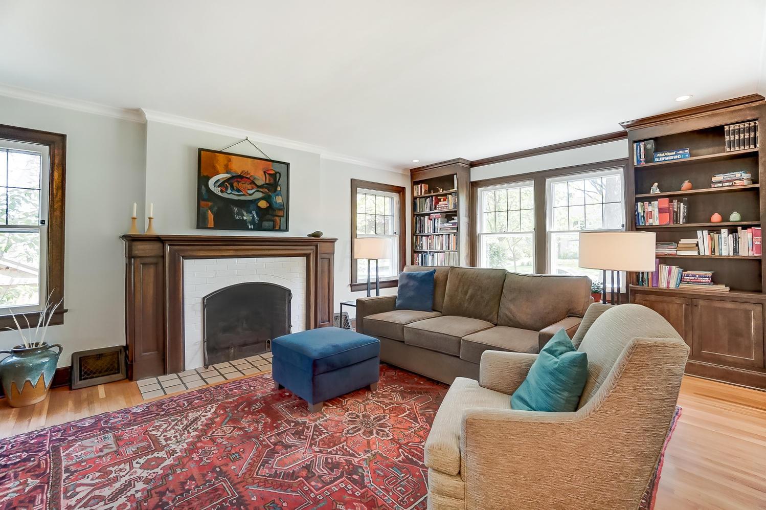 2040 Wickford Road Columbus, OH 43221 - Photo 7 of 43