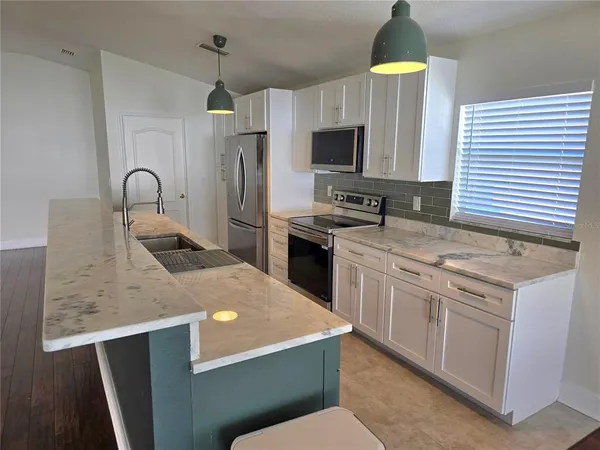 $2,950 | 730 Straw Lake Drive, Brandon, FL 33510