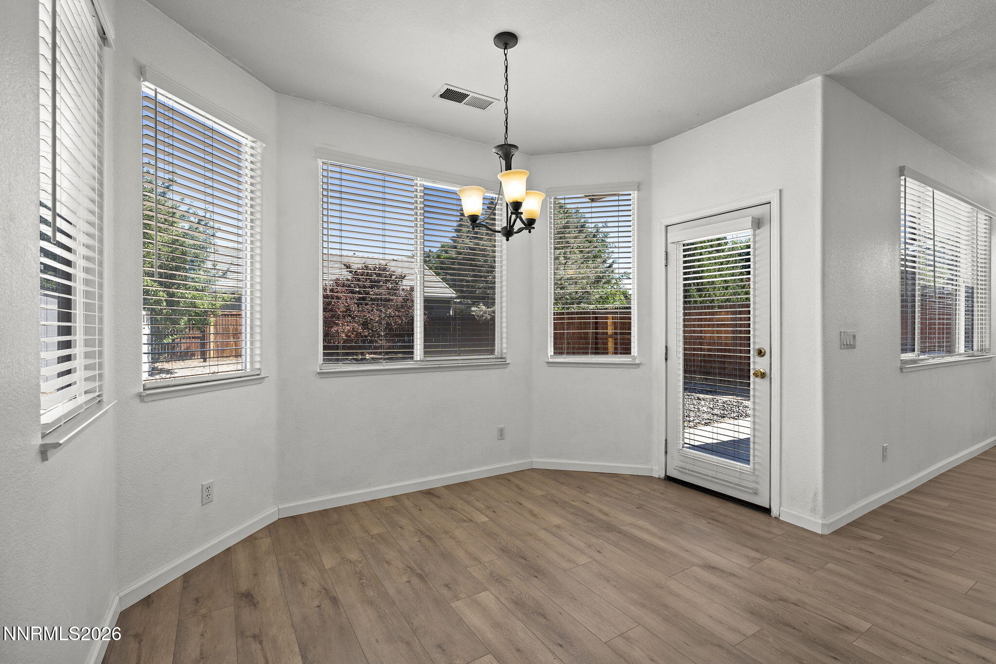 1550 Canyonlands Court Reno, NV 89521 - Photo 11 of 21 8-web-or-mls-_DSC2710
