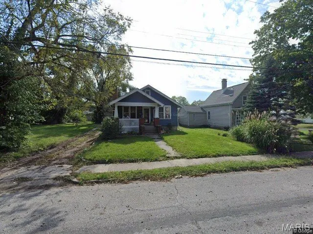 $28,000 | 509 East Douglas Avenue, Jacksonville, IL 62650