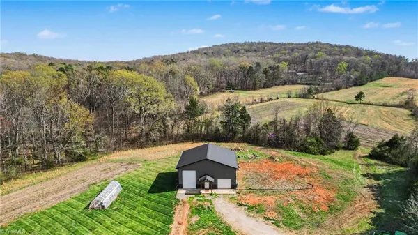 $415,000 | 6696 Highway 49, Denton, NC 27239