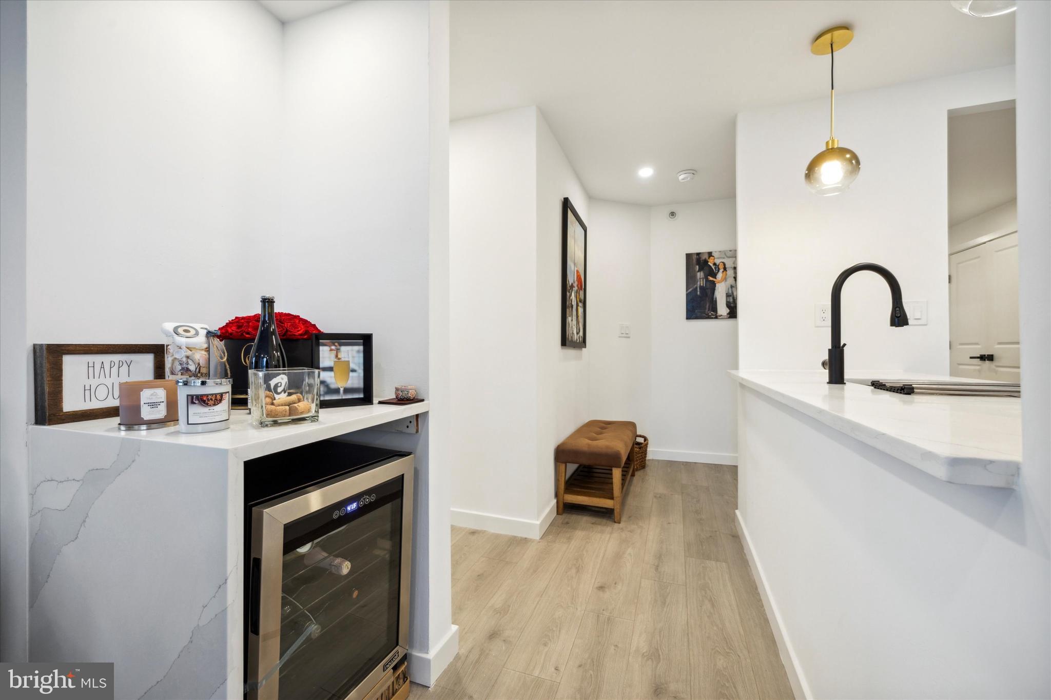 2018 Walnut Street, Unit 11L Philadelphia, PA 19103 - Photo 14 of 33