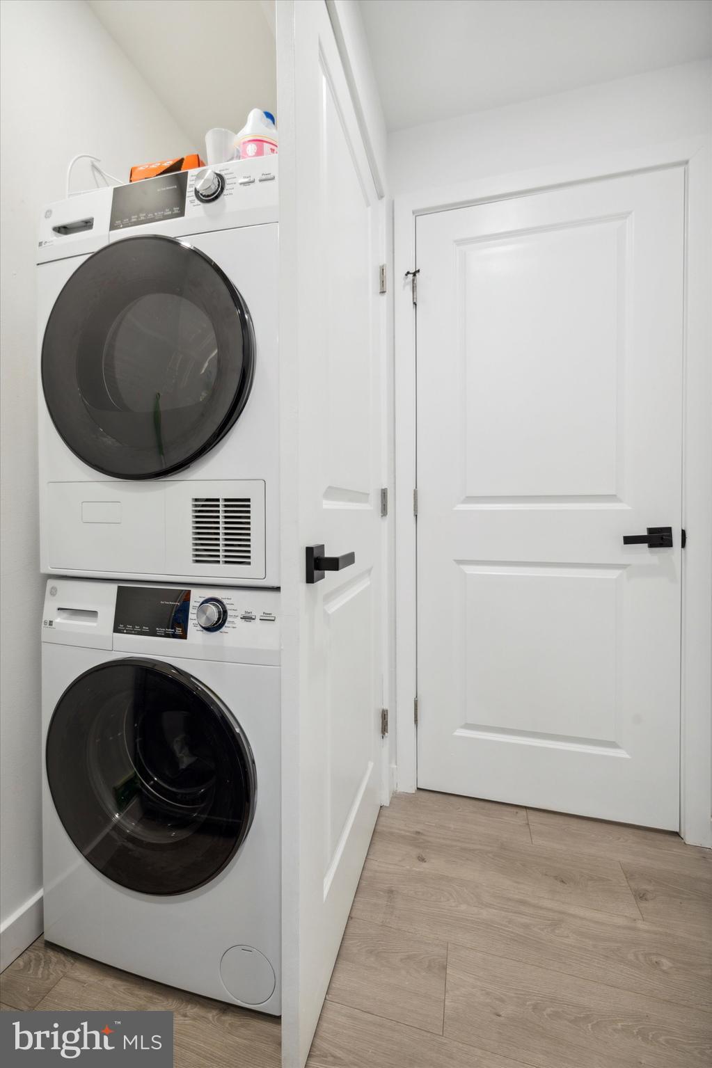 2018 Walnut Street, Unit 11L Philadelphia, PA 19103 - Photo 20 of 33