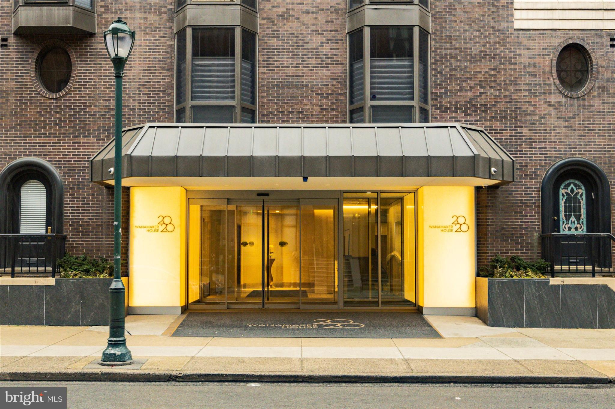 2018 Walnut Street, Unit 11L Philadelphia, PA 19103 - Photo 33 of 33