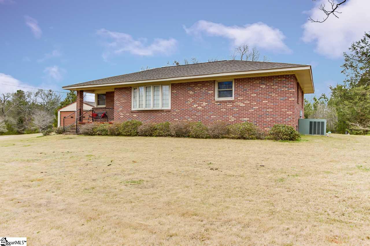 305 Holland Ford Road Pelzer, SC 29669 - Photo 3 of 31