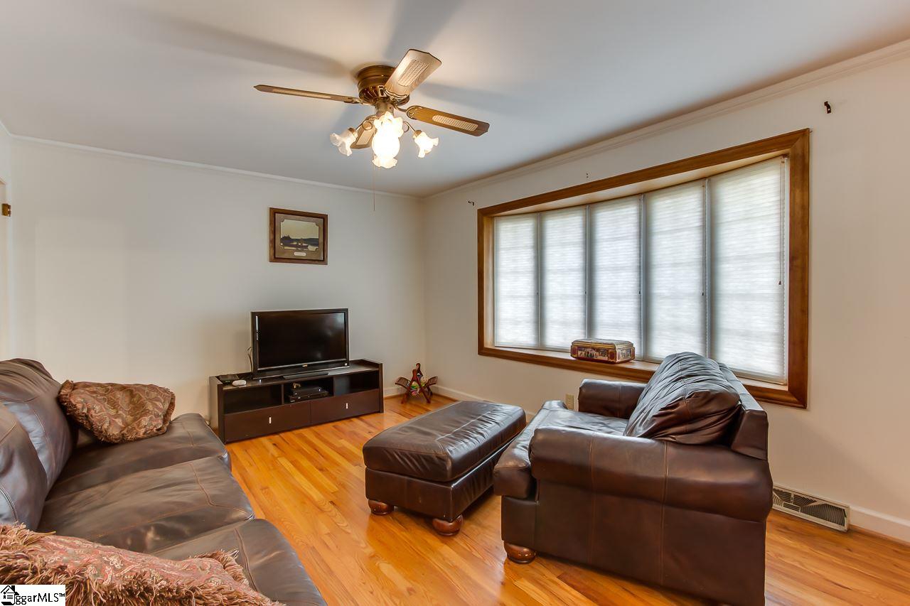 305 Holland Ford Road Pelzer, SC 29669 - Photo 7 of 31