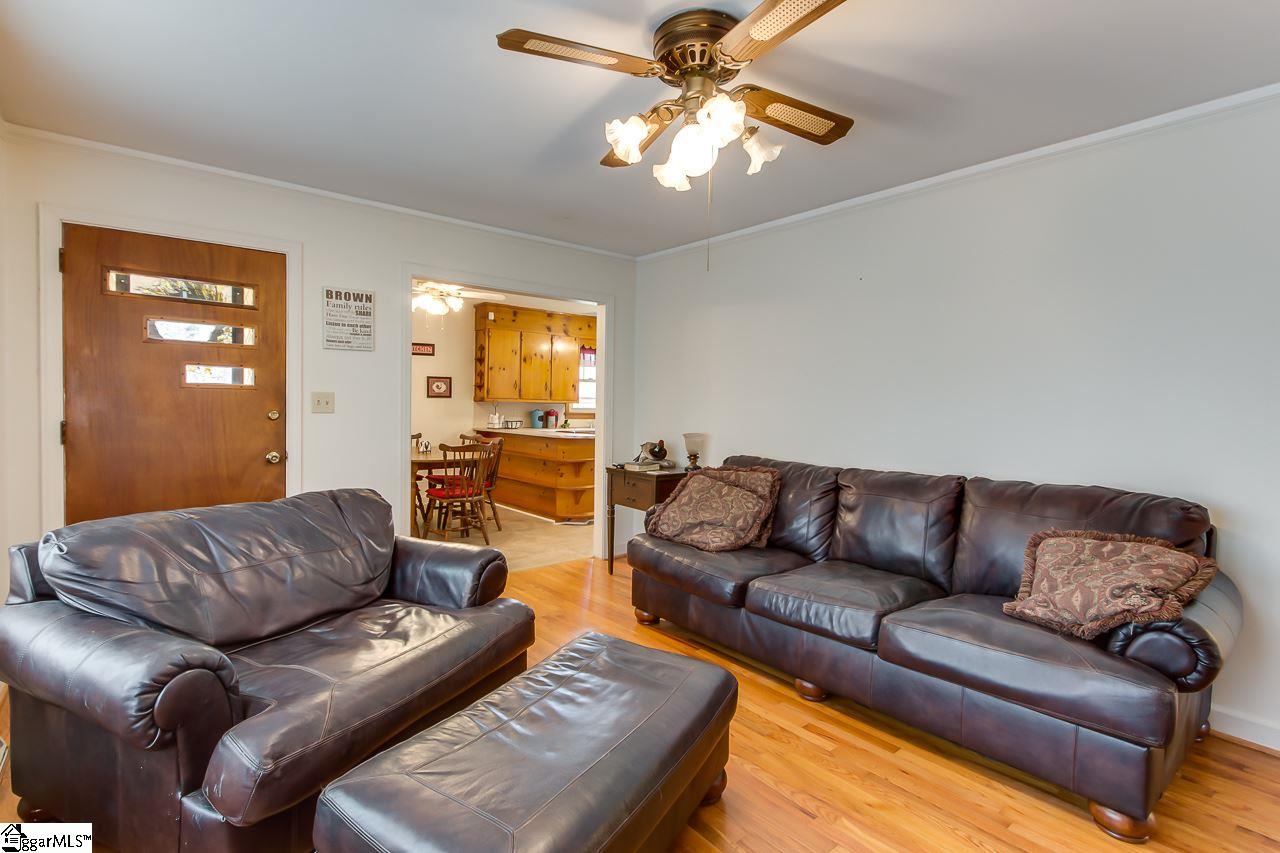 305 Holland Ford Road Pelzer, SC 29669 - Photo 9 of 31