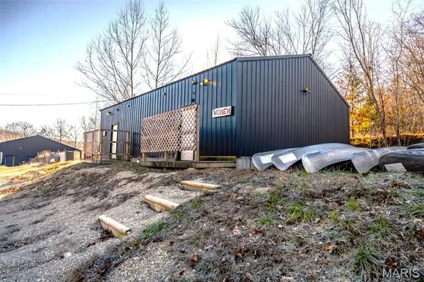 $750,000 | 30651 Marigold Drive, Lebanon, MO 65536