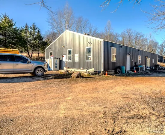 $750,000 | 30651 Marigold Drive, Lebanon, MO 65536