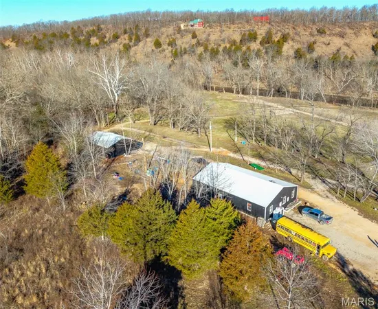 $750,000 | 30651 Marigold Drive, Lebanon, MO 65536