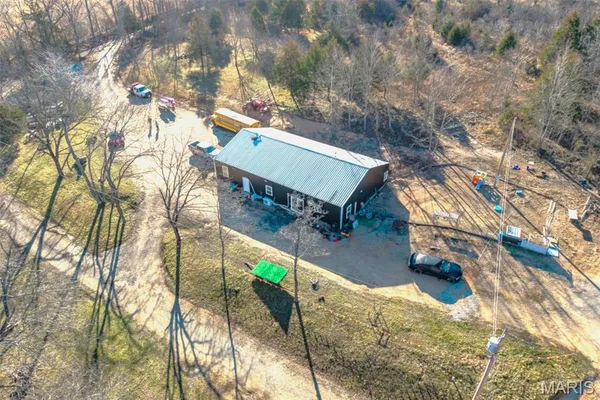 $750,000 | 30651 Marigold Drive, Lebanon, MO 65536