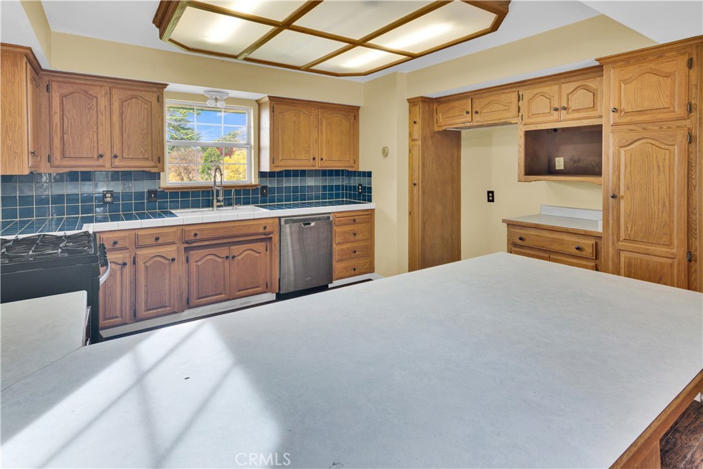 8670 Santa Rosa Road Atascadero, CA 93422 - Photo 13 of 54