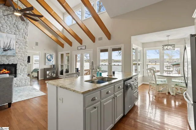 $854,000 | 351 Ridgewood Drive, Waterloo, SC 29384