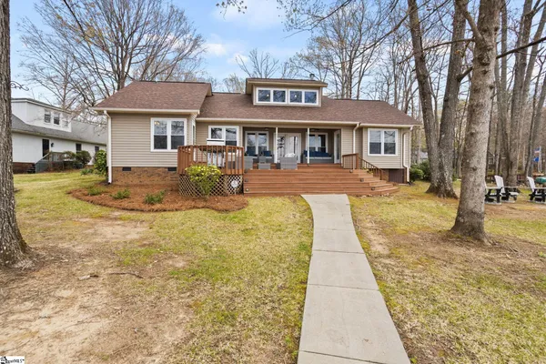 $796,000 | 351 Ridgewood Drive, Waterloo, SC 29384
