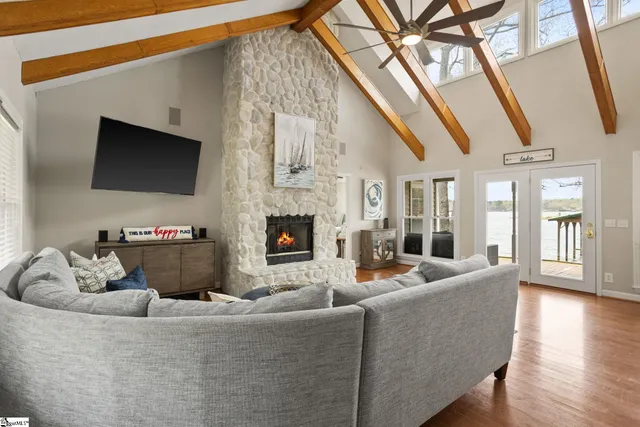 $854,000 | 351 Ridgewood Drive, Waterloo, SC 29384