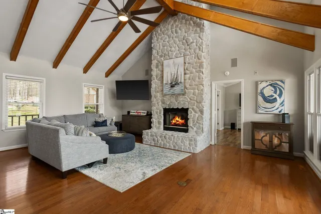 $854,000 | 351 Ridgewood Drive, Waterloo, SC 29384