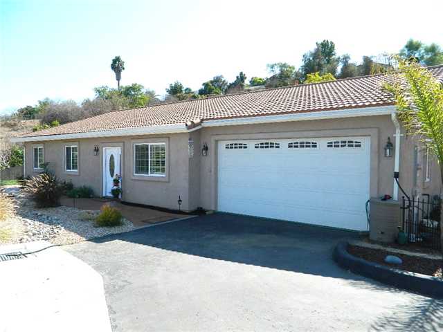 8637 Gardena Road Lakeside, CA 92040 - Photo 1 of 15