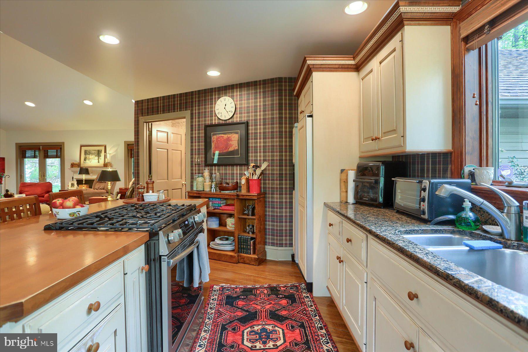 1575 Pine Grove Road Bethel, PA 19507 - Photo 15 of 55