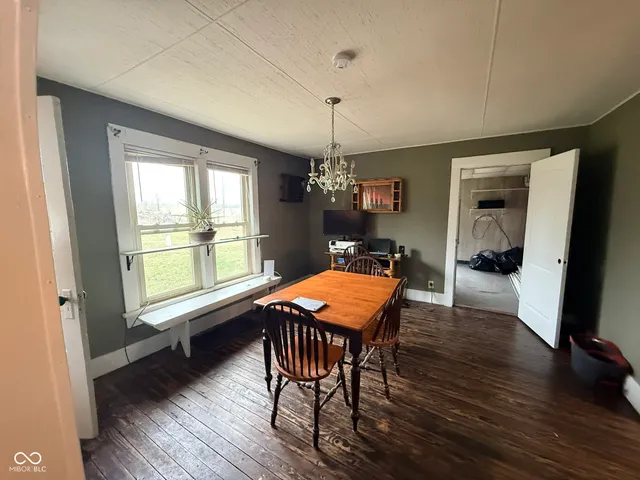 $170,000 | 1058 West 400th Street North, Cayuga, IN 47928