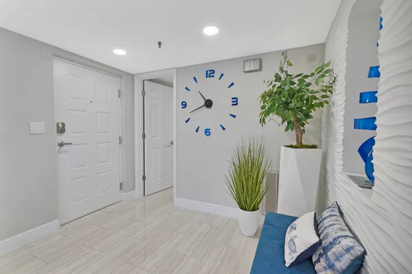 $11,000 | 19800 Sandpointe Bay Drive, Unit 512, Tequesta, FL 33469