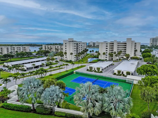 $11,000 | 19800 Sandpointe Bay Drive, Unit 512, Tequesta, FL 33469