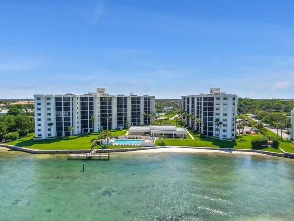 $11,000 | 19800 Sandpointe Bay Drive, Unit 512, Tequesta, FL 33469