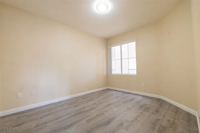 $1,295 | 7127 South Durango Drive, Unit 211, Las Vegas, NV 89113