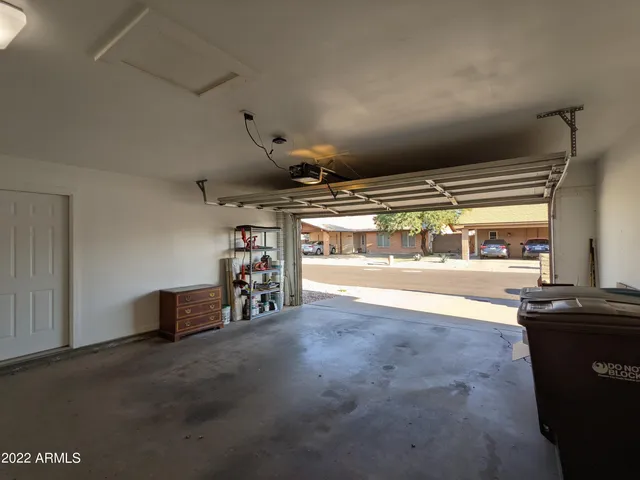 $1,998 | 10044 North 39th Lane, Phoenix, AZ 85051