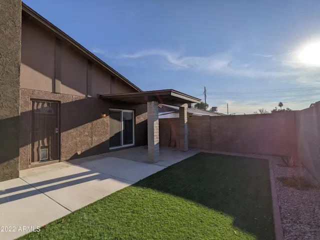 $1,998 | 10044 North 39th Lane, Phoenix, AZ 85051