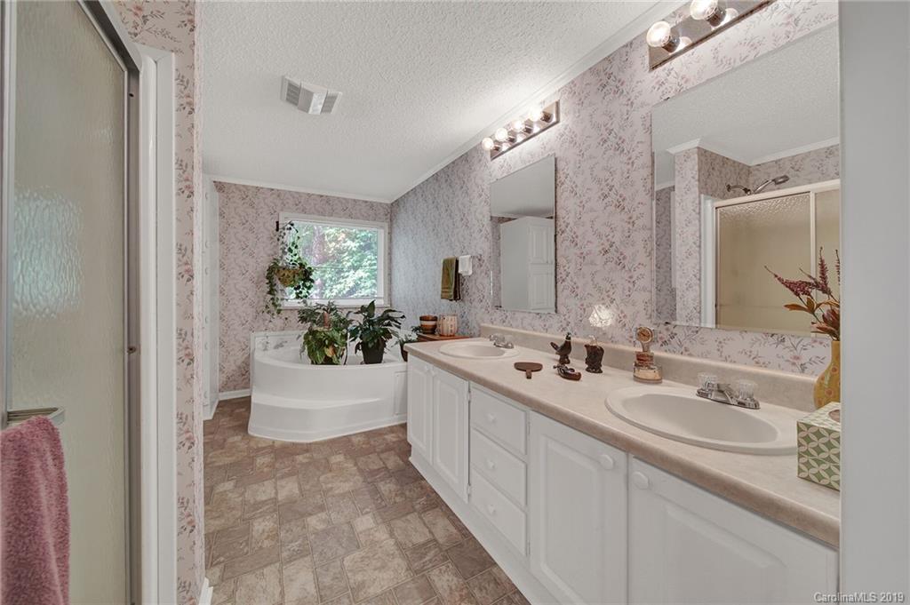 5790 Corbett Road Fort Lawn, SC 29714 - Photo 8 of 11 Gallery Image 8