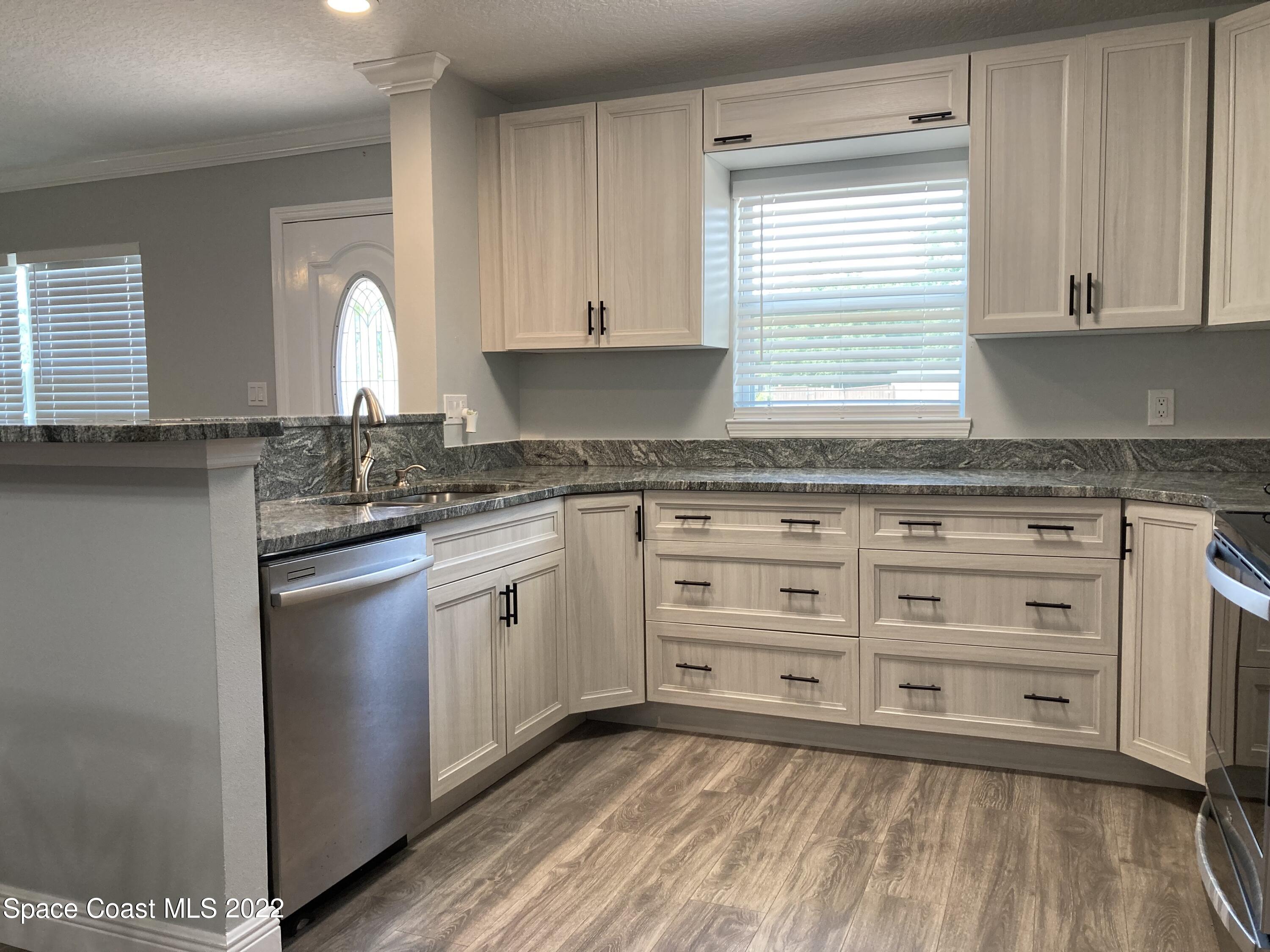 2509 Locksley Road Melbourne, FL 32935 - Photo 9 of 31 IMG_5587